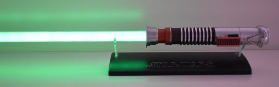 Star Wars - Master Replicas ' Force FX ' Luke Skywalker Lightsaber with lights and sounds, length