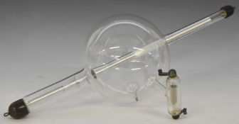 Andrews Rapid X ray tube, marked with maker's name and also numbered 108941, overall length 54cm