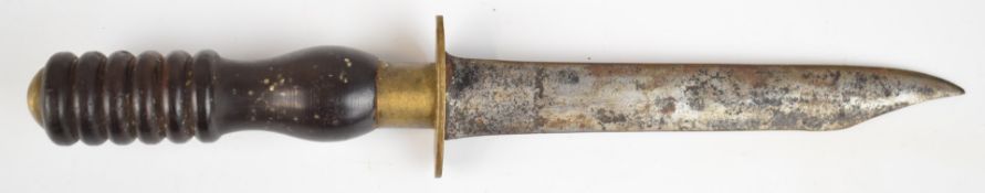 Diver's knife with wooden handle and 18cm Bowie style blade. PLEASE NOTE ALL BLADED ITEMS ARE