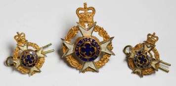 British Army Royal Army Chaplain's Department dress cap badge and collar badges, R Gaunt, London
