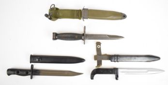 American bayonet with chequered grip, 16.5cm blade and sheath stamped USM8A1 PWH with belt loop,