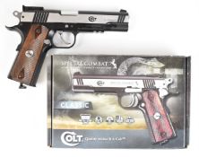 Umarex Colt Special Combat Classic .177 CO2 air pistol with chequered composite faux wood grips