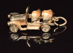 A 9k gold charm in the form of a car, 3.8g