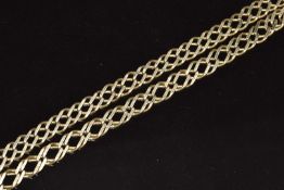 A 9ct gold necklace made up of diamond shaped links, 11.5g, 46cm