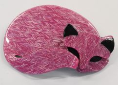 Lea Stein brooch in the form of a cat in pink and black, 6.8 x 4.5cm