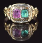 Victorian 9ct gold ring set with a foiled emerald and pink sapphire, 2.9g, size P