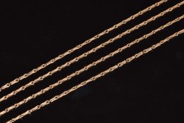 A 9ct rose gold guard chain made up of elongated links, 18.4g, 148cm long