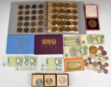 World coin and banknote collection including Egyptian, Russian 19th century, George IV, three