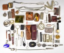 Bijouterie and collectables to include William III coin converted to a brooch, travelling knife