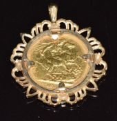 An 1886 gold full sovereign with Melbourne mint mark, in 9ct gold pendant mount, 12.6g