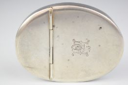 George V hallmarked silver curved oval snuff box, Chester 1913, maker Hamilton & Co (of Calcutta),
