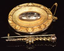 Victorian 9ct gold brooch set with rose cut diamonds and a 9ct gold brooch set with seed pearls, 8.