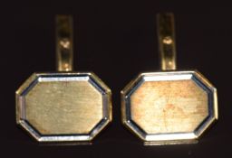 A pair of 9ct gold cufflinks, 7.6g