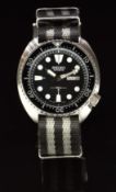 Seiko 'Turtle' gentleman's diver's automatic wristwatch ref. 6309-7049 with day and date aperture,