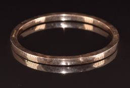 Art Deco 9ct rose gold flapper bangle, Birmingham 1923, 9g, 7cm