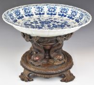 Chinese lobed shallow dish / charger with chrysanthemum / peony decoration, height 8cm, diameter