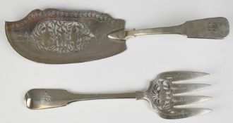 Georgian and Victorian hallmarked silver Fiddle pattern fish server knife and fork, London 1825,
