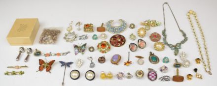 A collection of costume jewellery including vintage earrings, brooches including Exquisite, coral
