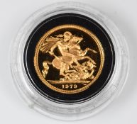 1979 Elizabeth II gold full sovereign, in Royal Mint case