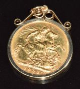 A 1902 gold full sovereign, with Melbourne mint mark, in 9ct gold pendant mount, 9.6g