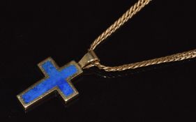 A 9ct gold cross set with lapis lazuli (3.5cm) on 9ct gold curb link chain (46cm long), 13.7g