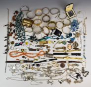 Collection of costume jewellery including silver rings, agate necklace, 9ct gold ring mounts (9g),