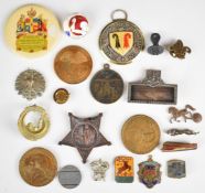 Commemorative medallions and badges including The Tartan Club, Indianapolis 1821-1971, Butlins
