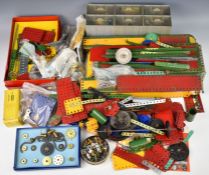 Meccano to include 6A box, large pulley in original packaging, boxed boiler, gears outfit and long