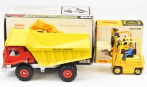 Dinky Toys diecast model Aveling-Barford 'Centaur' Dump Truck 924 together with a Conveyancer Fork