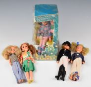 Five Otto Simon 'Fleur' dolls, Dutch Sindy, with original clothing.