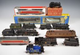 A collection of 00 and H0 gauge model railway locomotives to include Hornby, Marklin and Jouef.