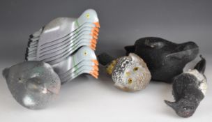 Fifteen various shooting deocys including pigeons, crow and magpies.