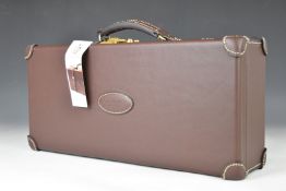 Guardian leather loader's case fitted for 300 shotgun cartridges, unused in original box with tags.