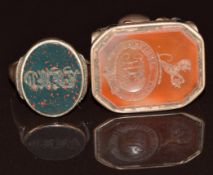 A 9ct gold ring set with bloodstone (size O, 4.2g) and a Victorian rolled gold fob set with agate