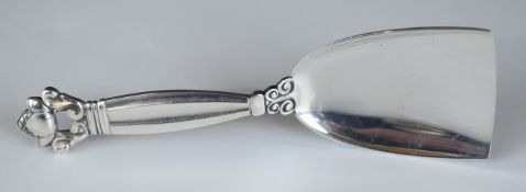 Georg Jensen Acorn pattern tea caddy spoon or scoop, with maker's mark and sterling Denmark verso,