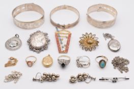 A collection of silver jewellery, 9ct gold ring, etc