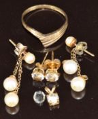 A 9ct gold ring (1.2g, size O), a pair of 9ct gold earrings set with pearls, further 9ct gold