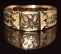 Victorian 18ct gold ring with embossed floral decoration, Birmingham 1881, 2.8g, size K