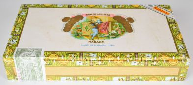 Twenty five Romeo y Julieta Robustos Cuban cigars, in sealed box PLEASE NOTE ALL ALCOHOL & TOBACCO