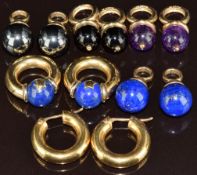 Four pairs of 9ct gold interchangeable earrings set with hematite, lapis lazuli, amethyst and onyx