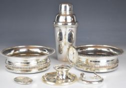 Hallmarked silver capstan style inkwell, hallmarked silver miniature compact with engine turned