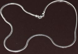 A 9ct white gold necklace, 7.1g, 40cm