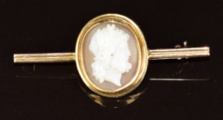 A c1900 9ct gold brooch set with a cameo depicting a classical man, 6.6g, 5cm