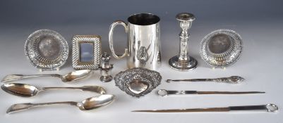 Three Victorian and later hallmarked silver bon bon dishes, comprising a pair, Birmingham 1910,