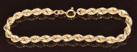 A 9ct gold rope twist bracelet, 6.3g, 19cm