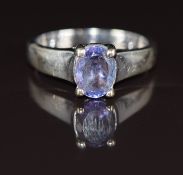 A 14k white gold ring set with an oval tanzanite of approximately 1ct, 4.5g, size L