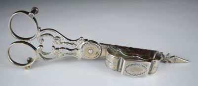 Pair of Georgian hallmarked silver candle wick trimming scissors with bright cut decoration,