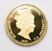 2019 Queen Elizabeth II Alderney gold quarter sovereign, in Hattons of London box