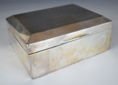 George V hallmarked silver cigarette box with engine turned lid, Birmingham 1924, maker Docker &