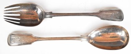 Victorian pair of hallmarked silver fiddle and thread pattern salad servers, London 1848, maker